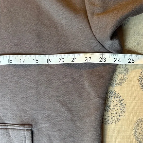 Woolx Avery Hoodie Plum Truffle New Merino Wool Size L - Picture 8 of 10